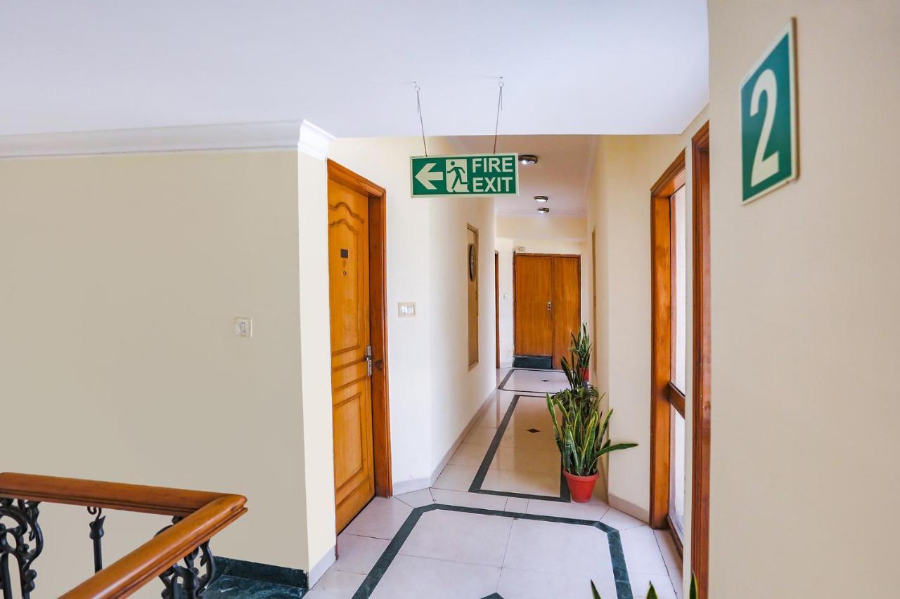Fabhotel Altus グルガウン エクステリア 写真