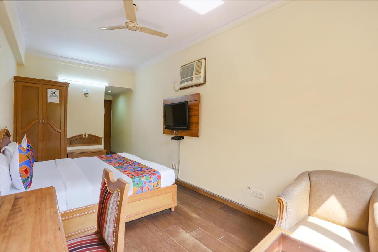 Fabhotel Altus グルガウン エクステリア 写真