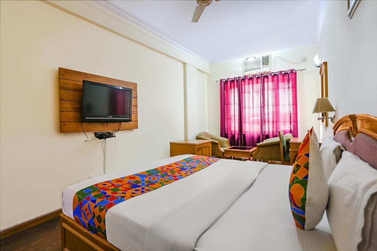 Fabhotel Altus グルガウン エクステリア 写真